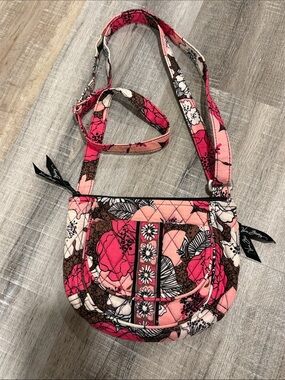 Vera Bradley Pink Floral Quilted Crossbody